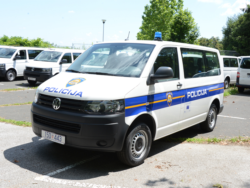 Slika /slike/IPA vozila/Transporter s obiljezjima.jpg